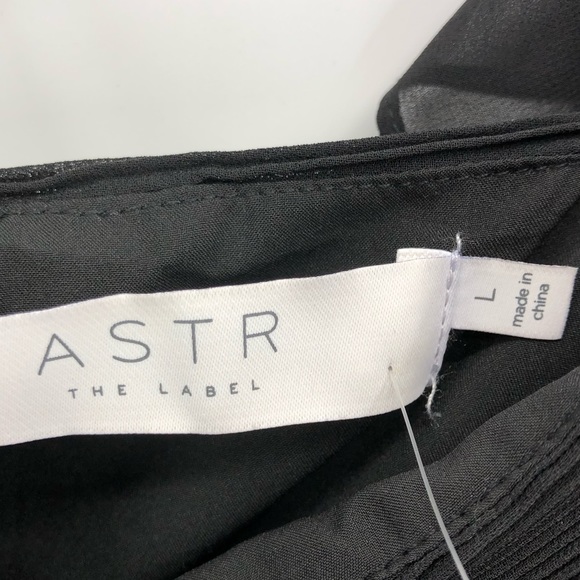 NEW ASTR the Label Black Golden Hour Wide -Leg Cutout Front Jumpsuit Siz… - Picture 14 of 15